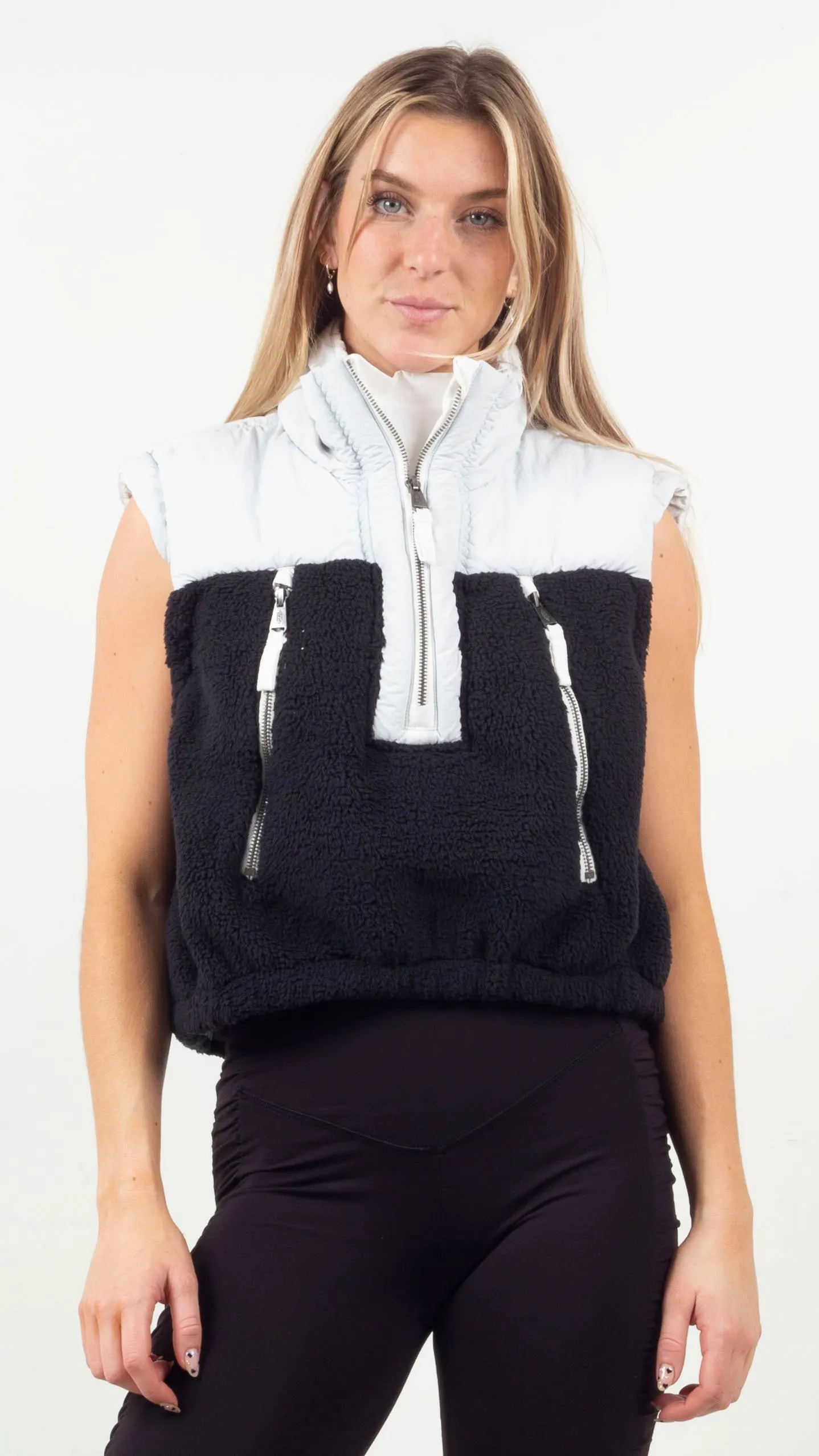 Journey Ahead Vest - Black Combo