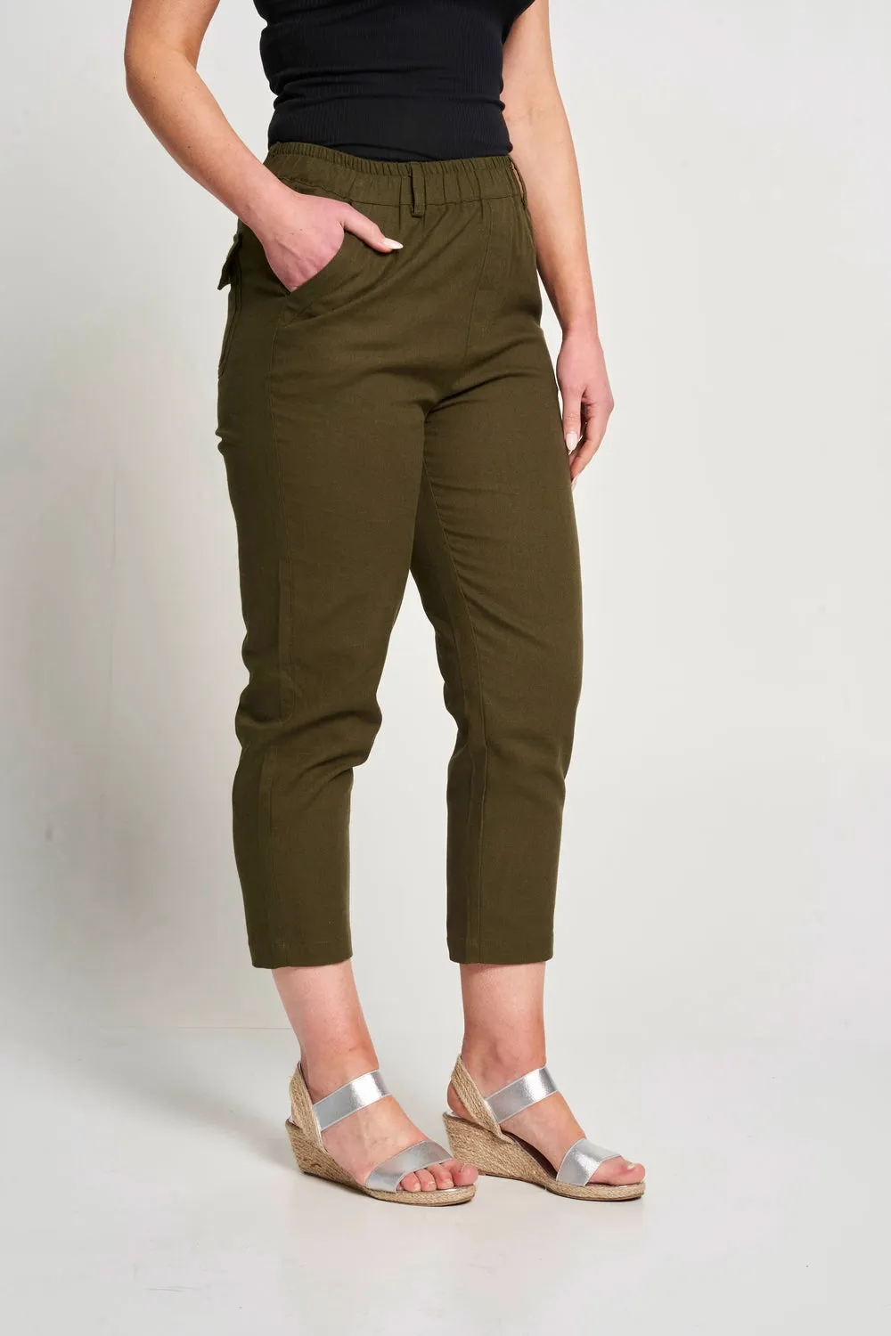 Saloos Crop Trousers with Side & Back Pockets