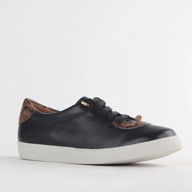 Sneaker with Removable Footbed in Black Multi - 12187